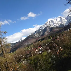 Bed & Breakfast Art House Szymaszkowa 1, Zakopane